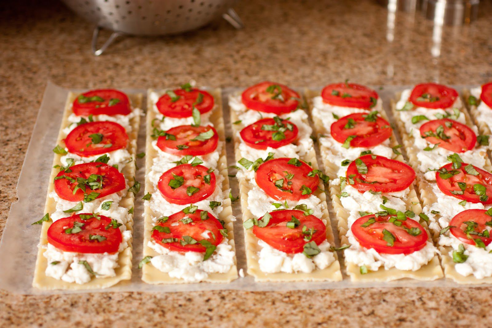 Caprese lasagna roll ups